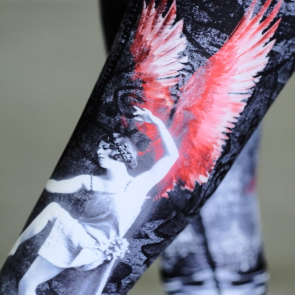 NWT Niyama Sol Bad Moon leggings * 1 LEFT in SML* - Picture 3 of 6